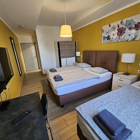 Royal Apartments & Rooms Загреб Экстерьер фото