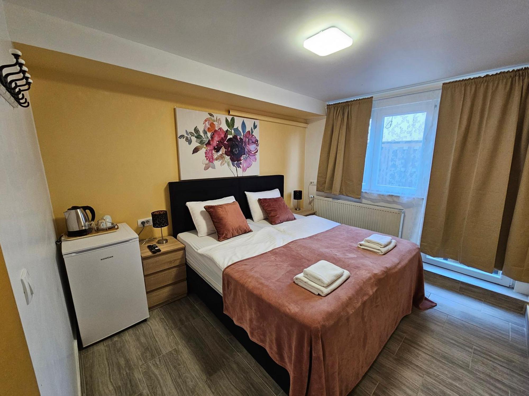 Royal Apartments & Rooms Загреб Экстерьер фото