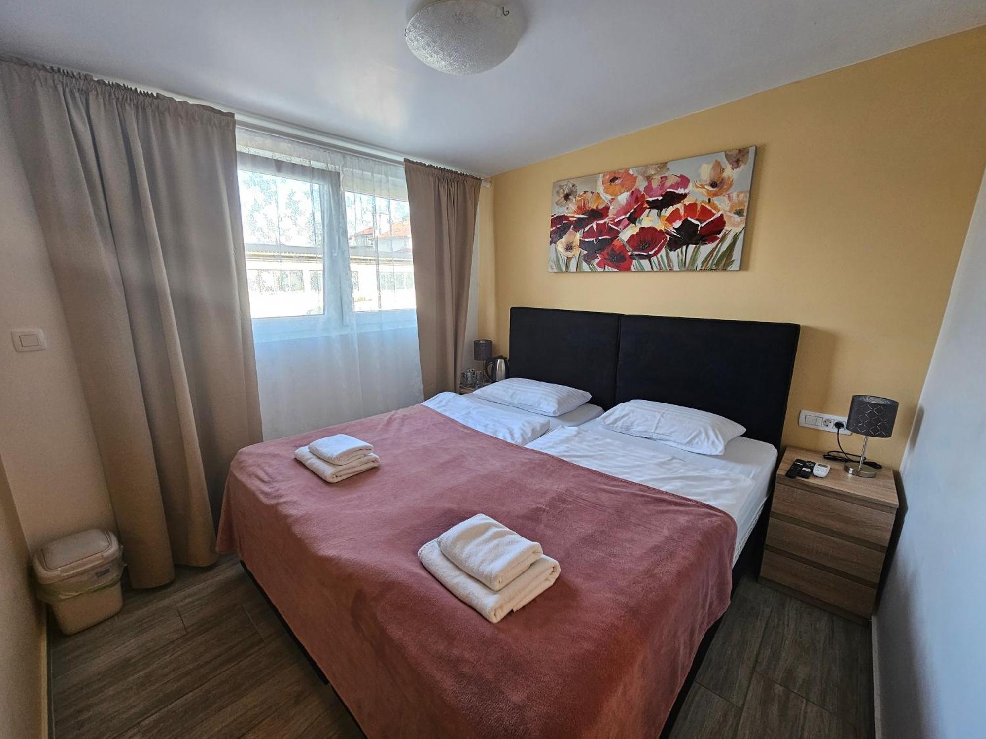 Royal Apartments & Rooms Загреб Экстерьер фото