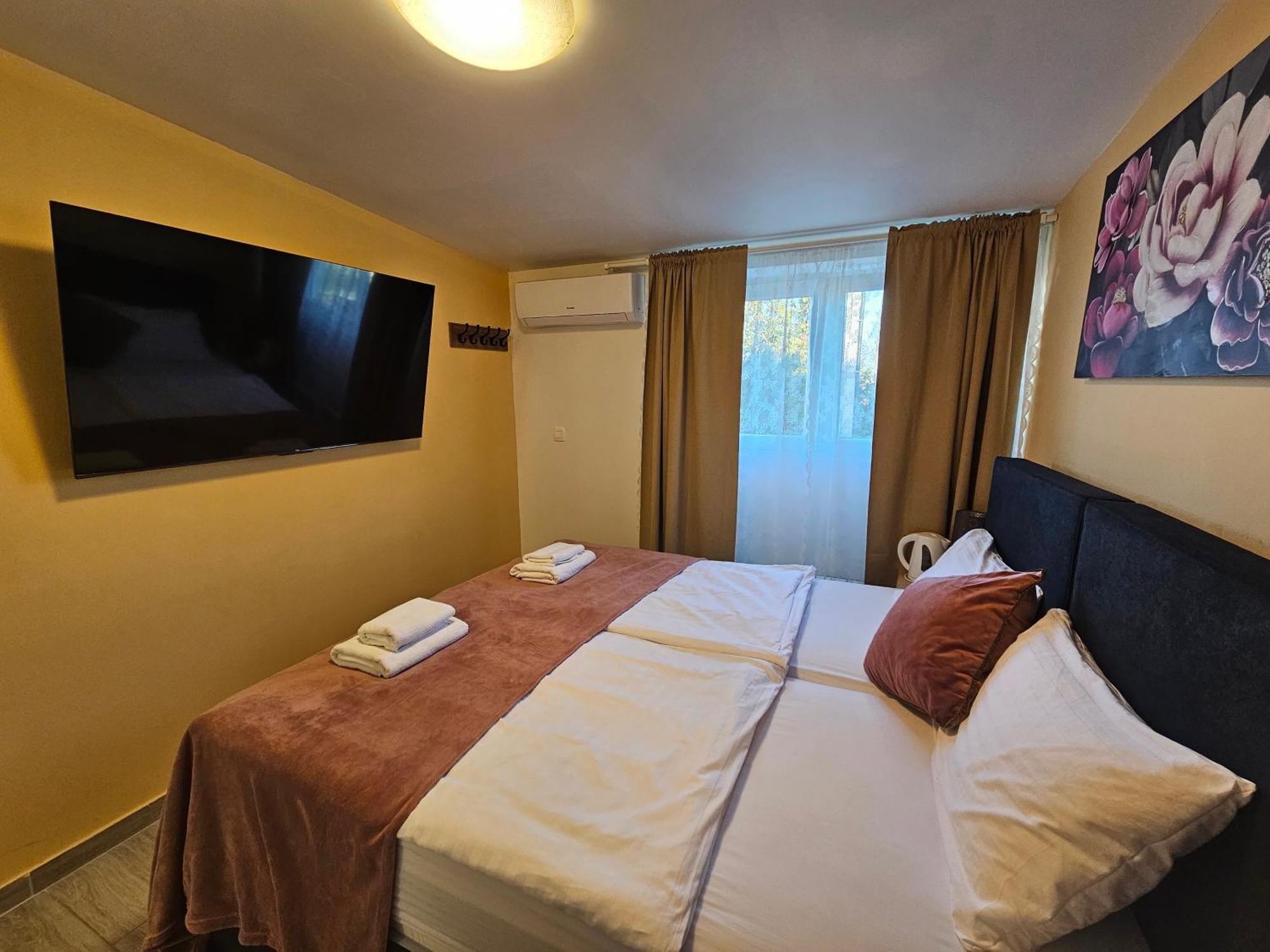 Royal Apartments & Rooms Загреб Экстерьер фото