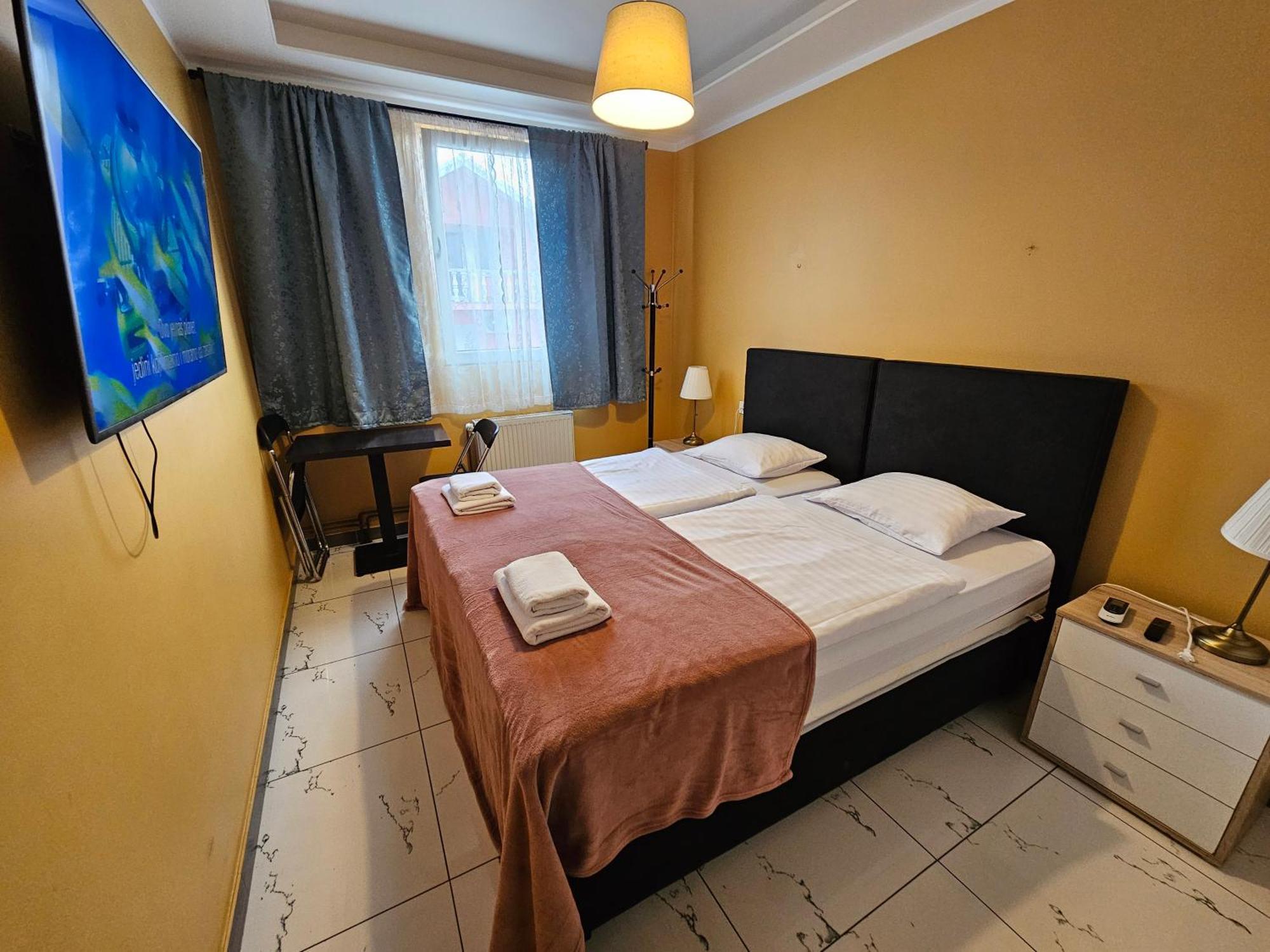 Royal Apartments & Rooms Загреб Экстерьер фото