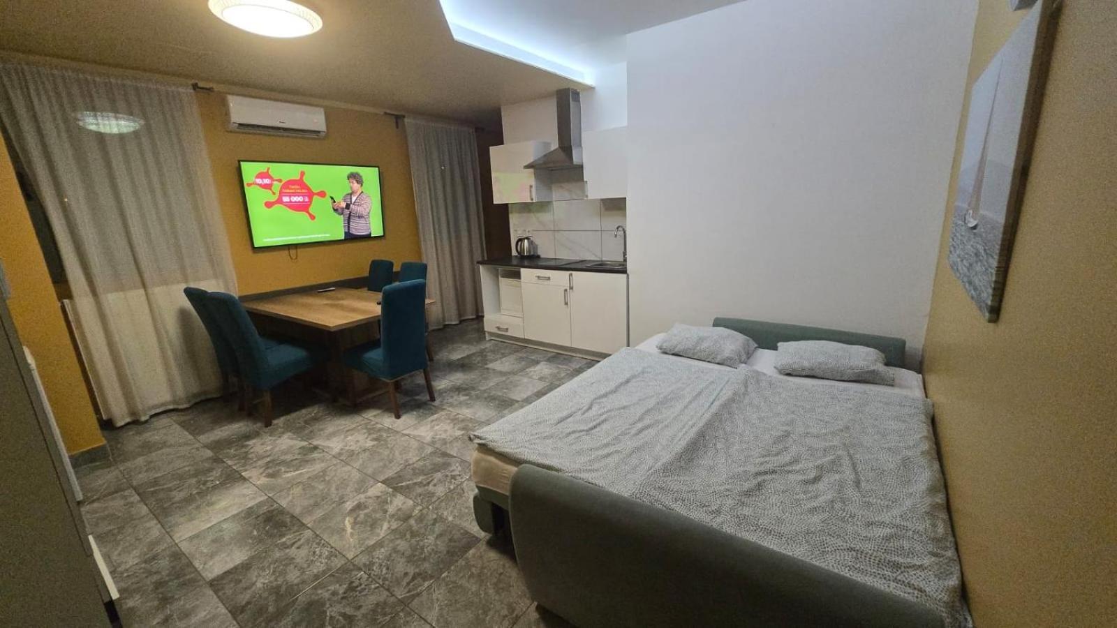 Royal Apartments & Rooms Загреб Экстерьер фото